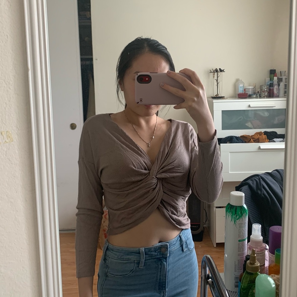 Butterfly like crop top
